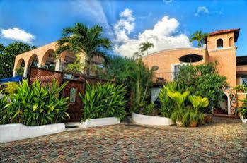 Little Arches Boutique - Adults Only Hotel 4*
